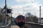 Durch Kohlscheid kommt die 111 127-7 am heutigen Nachmittag als RE4 nach Dortmund durch gefahren gleich wird der Zug Herzogenrath, seinen nächsten Halt erreichen.