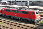 111 003-0 -Lokportrait- am Hbf Ulm - 03.10.2004