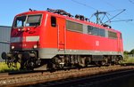 LZ durch Allerheiligen kommt die 111 128 gen Neuss fahrend vor meine Linse.