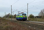 Ohne 202 563 im Schlepp kehrte 111 074 am 09.04.26 aus Richtung Halle(S) kommend zur�ck und durchfuhr Brehna Richtung Dessau.