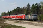 111 027 (850 Jahre Mnchen) mit RE 10863 in Haspelmoor (15.04.2009)