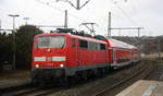 111 118-6 DB kommt mit dem RE4 Verstärkerzug von Düsseldorf-Hbf nach Aachen-Hbf und kommt aus Richtung