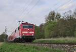 111 118-6 mit einem Verstärker RE 4 auf der KBS 485 bei Km 20.4 in Richtung Aachen, am 11.4.201