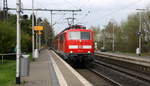 111 114 DB kommt mit dem RE4 von Dortmund-HBf nach Aachen-Hbf und kommt aus Richtung Neuss-Hbf,Mönchengladbach-Hbf,Rheydt-Hbf,Wickrath,Beckrath,Herrath und fährt in Erkelenz ein und