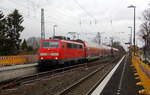 111 115 DB  kommt die Kohlscheider-Rampe hoch aus Richtung Neuss,Herzogenrath mit dem RE4 aus Dortmund-Hbf nach Aachen-Hbf und fährt durch Kohlscheid in Richtung