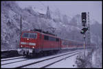 DB 111146-7 hat gerade mit dem RB nach Münster den Lengericher Tunnel durchfahren und ist hier am 28.02.2004 um 9.30 Uhr unterwegs zum nächsten Halt in Lengerich in Westfalen.