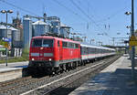 111 200-2 National-Express als RB48 durch den Bahnhof Sechtem - 26.04.2021
