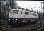 Am 5.3.1995 rangierte 111106 im Bahnhof Leer in Ostfriesland.