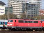 111 166-5 am Münchner Hauptbahnhof;110329