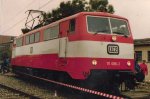 111 068-3 In Versuchslackierung am 19.10.1985 im AW München-Freimann.