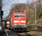 111 016 DB kommt die Kohlscheider-Rampe hoch aus Richtung Neuss,Herzogenrath mit dem RE4 aus Dortmund-Hbf-Aachen-Hbf und fährt durch Kohlscheid in Richtung