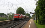 111 143-4 DB kommt die Kohlscheider-Rampe hoch aus Richtung Neuss,Herzogenrath mit dem RE4 aus Dortmund-Hbf nach Aachen-Hbf und fährt durch Kohlscheid in Richtung