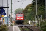Ein Nachschuss von der 111 119 DB  schiebt den RE4 aus Aachen-Hbf nach Dortmund-Hbf und kommt aus Richtung