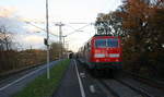 Ein Nachschuss von der 111 122 DB schiebt den RE4 aus Aachen-Hbf nach Dortmund-Hbf und kommt aus Richtung