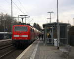 Ein Nachschuss von der 111 169 DB schiebt den RE4 aus Aachen-Hbf nach Dortmund-Hbf und kommt aus Richtung