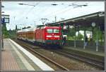 Und wieder ist die 112 158 mit einem RE2  Rhein-Haard-Express  von M�nster (Westf) nach M�nchengladbach unterwegs.