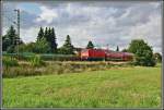 112 137 bringt im Herbst 2005 einen RE2  RHEIN-HAARD-EXPRESS  von M�nster (Westf) nach M�nchengladbach.