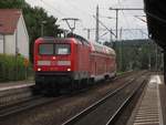 112 157 mit einem RE aus Kassel Wilhelmshöhe bei der Ankunft in Leinefelde.
