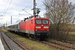 WEE 112 189 erreicht mit ihrem RB89-Ersatzzug den Bahnhof Möttingen in Richtung Donauwörth.