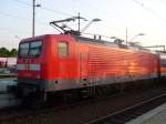 112 129-6 wird in k�rze 4 n-Wagen von Wolfsburg nach Hannover schieben