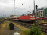 112 176-3 f�hrt mit einem RE nach N�rnberg in Aschaffenburg Hbf los am 29.06.2005.