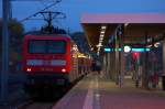 112 124-3 mit dem RE2 (RE 38175) nach K�nigs Wusterhausen in Rathenow.
