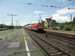 RE7 (BR112) bei der Durchfahrt in Wuppertal-Vohwinkel (18.06.2011)