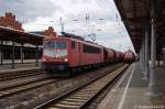 155 214-0 mit dem Kalizug aus Zielitz in Stendal und f�hrt in Richtung Wittenberge weiter.