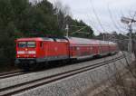 27.11.2011 112 105 aus Richtung Berlin in Gro� K�ris einfahrend