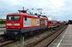 DB 112-139-1 mit Werbung Ottostadt Magdeburg   Kaiser Otto der Gro�e / Otto hat Zugkraft   vor RE 17709 nach Halle, KBS 340 Magdeburg - Halle - Leipzig, fotografiert in Magdeburg Hbf.