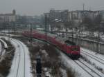 112 182 mit Doppelstockzug f�hrt in Berlin Gesundbrunnen ein.