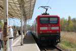 112 188 mit RE 7 (RE 4378) von Ludwigslust nach Wismar in Wismar am 01.05.2013