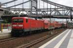 Hier 112 122 mit einem RE3 (RE18309) von Stralsund Hbf.