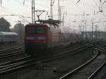 112 108 schob den RE Stralsund-Holzdorf,am 12.Oktober 2013,aus Stralsund.