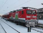 112 108-6 stand am 29.12.2014 gegen 15:40 Uhr im Rostocker Hbf und wurde sp�ter durch 114 005 ersetzt Grund gegrillter Vogel