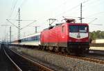 112 122 mit IR 2135 (Hamburg-Altona–Stralsund) am 12.10.1996 in B�chen