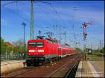 112 115 f�hrt mit RE38144 Cottbus-Rathenow in den Bf L�bbenau/Spreewald ein.