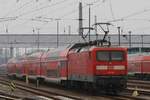 112 119 ist am 12.2.2017 mit einer Dosto-Garnitur im BW Berlin Lichtenberg abgestellt.