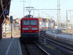 Nach acht Minuten Aufenthalt in Pasewalk drückte die 112 133,am 20.April 2019,den RE Stralsund-Falkenberg aus dem Bahnhof.
