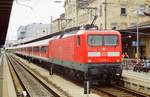 15.06.2007 Bahnhof  Bamberg, Lok DB 112 178 mit RB nach Würzburg. Die Lok wurde im Januar 1994 an die DB geliefert und ist derzeit bei DB Regio Bh Kiel im Einsatz (Quelle: http://br143.lok-datenbank.de).