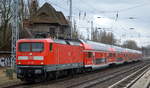 DB Regio Nordost mit  112 185  (NVR-Nummer: 91 80 6112 185-4 D-DB ) mit dem RE3 nach Stralsund Hbf.