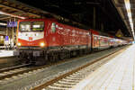112 101 am Abend des 16.09.2022 im stralsunder Hbf mit dem RE5 3521 nach Berlin Hbf.