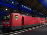 112 167-2 hat soeben den RE 21406 von Hamburg Hbf nach Lbeck Hbf geschoben und wird gleich mit dem RE 21409 zurck nach Hamburg Hbf fahren.