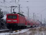 Hier schiebt 112 120 den RE2 auf seiner Fahrt von Rathenow nach Cottbus.