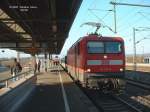 IRE 19132/133 mit 112 109 und 112 157 an beiden Enden des Zuges am 19.12.2002 in Vaihingen/Enz.