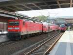 Bahnhof Berlin Gesundbrunnen am 30.09.2015 steht 112 109 mit einem  RE 5 nach Stralsund.