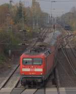 RE 15, geführt von 112  155 - 7 schlängelt sich, von Cottbus kommend  ,durch die Weichenstraße von Priestewitz.