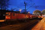 Hier links 112 149-0 mit einem RE70 (RE21031) von Kiel Hbf.