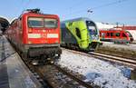 Treffen im Kieler Hauptbahnhof von 112 140 mit dem RE70 (RE21023) nach Hamburg Hauptbahnhof, 445 030-3 als RE70 (RE21018) von Hamburg Hauptbahnhof und 648 839-8  Lensahn  als RB76 (RB11977) nach