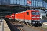 112 150 schiebt am 31.10.2019 den RE1 (RE3116) von Frankfurt(Oder) nach Brandenburg Hauptbahnhof in den Berliner Hauptbahnhof.